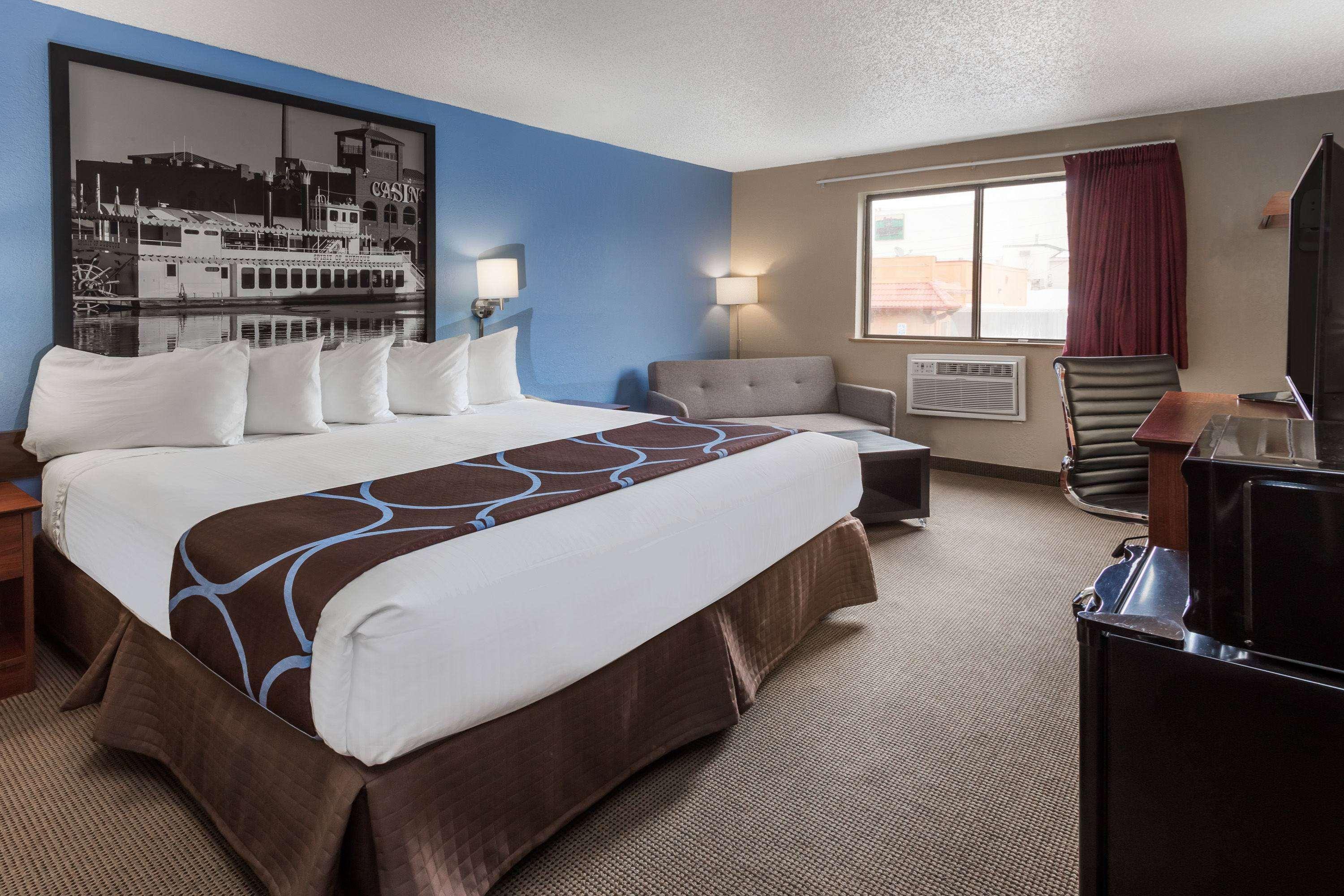 Motel Super 8 By Wyndham Dubuque Zewnętrze zdjęcie