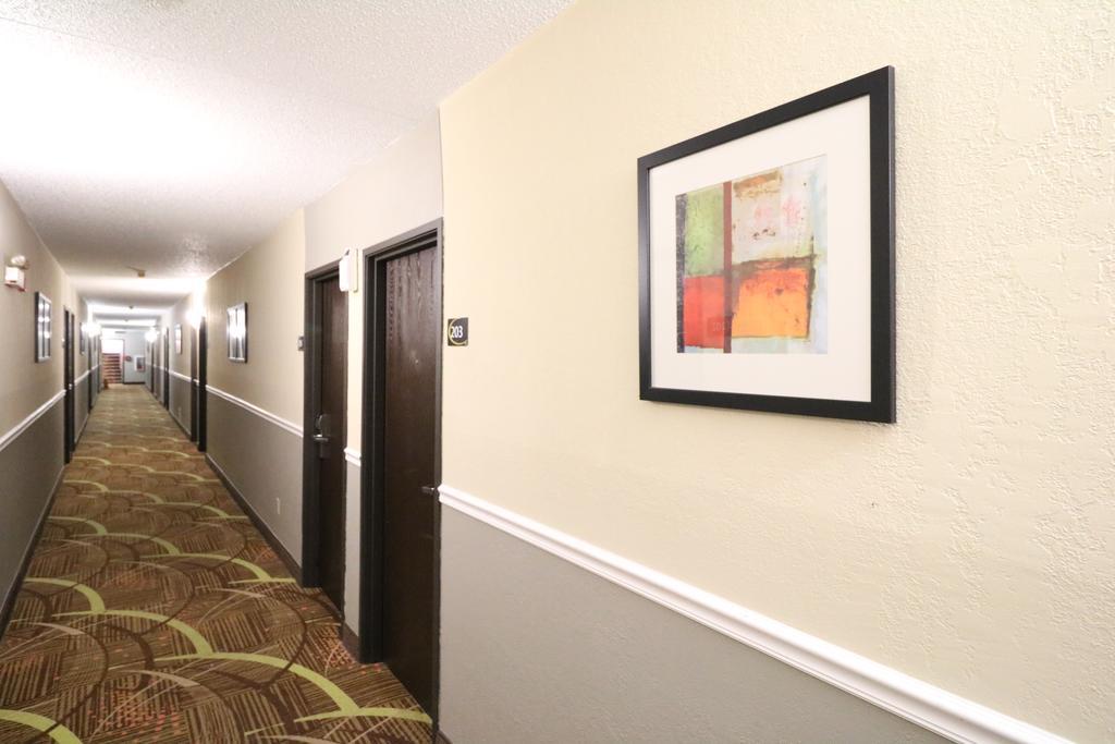 Motel Super 8 By Wyndham Dubuque Zewnętrze zdjęcie