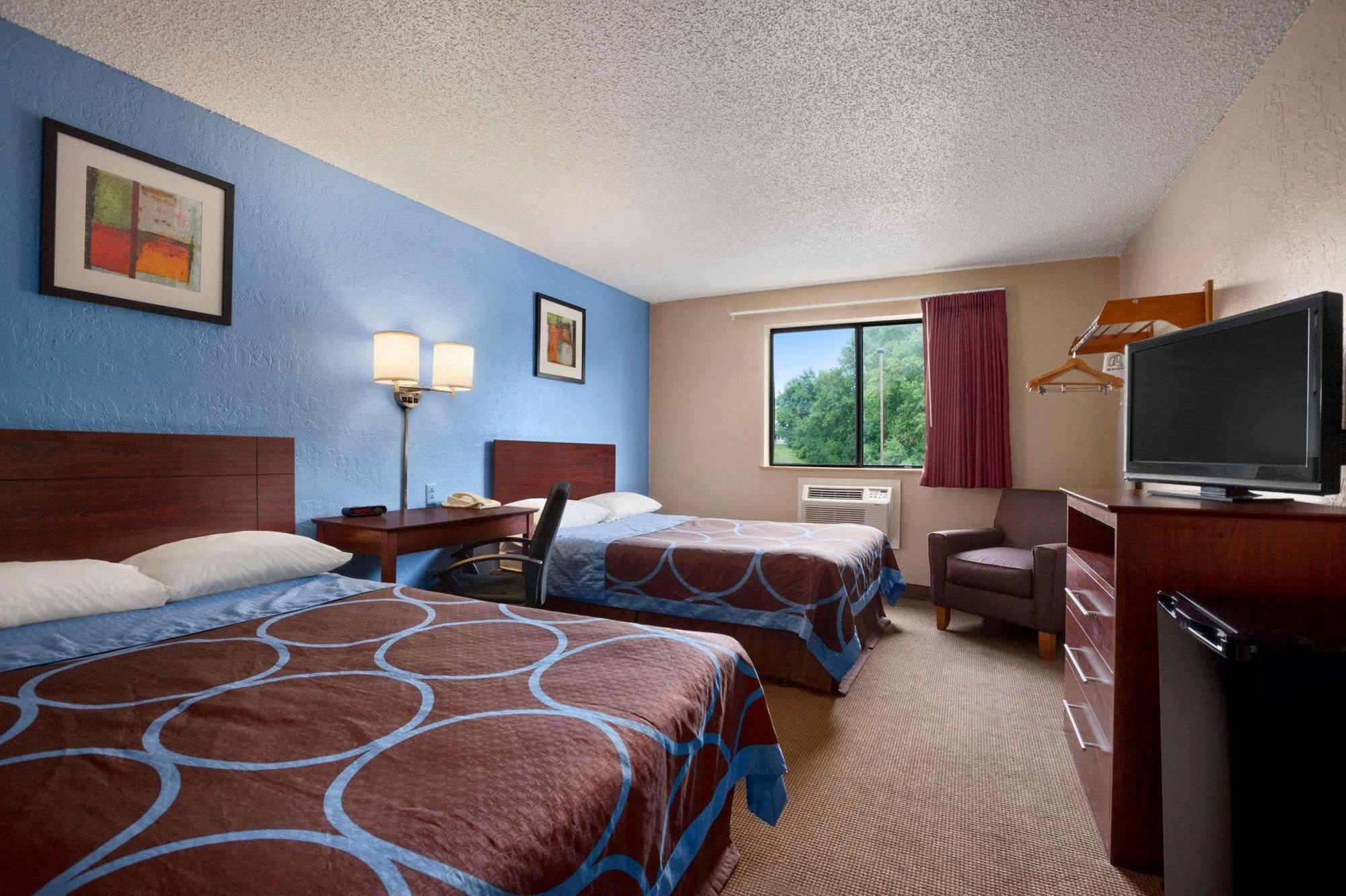 Motel Super 8 By Wyndham Dubuque Zewnętrze zdjęcie